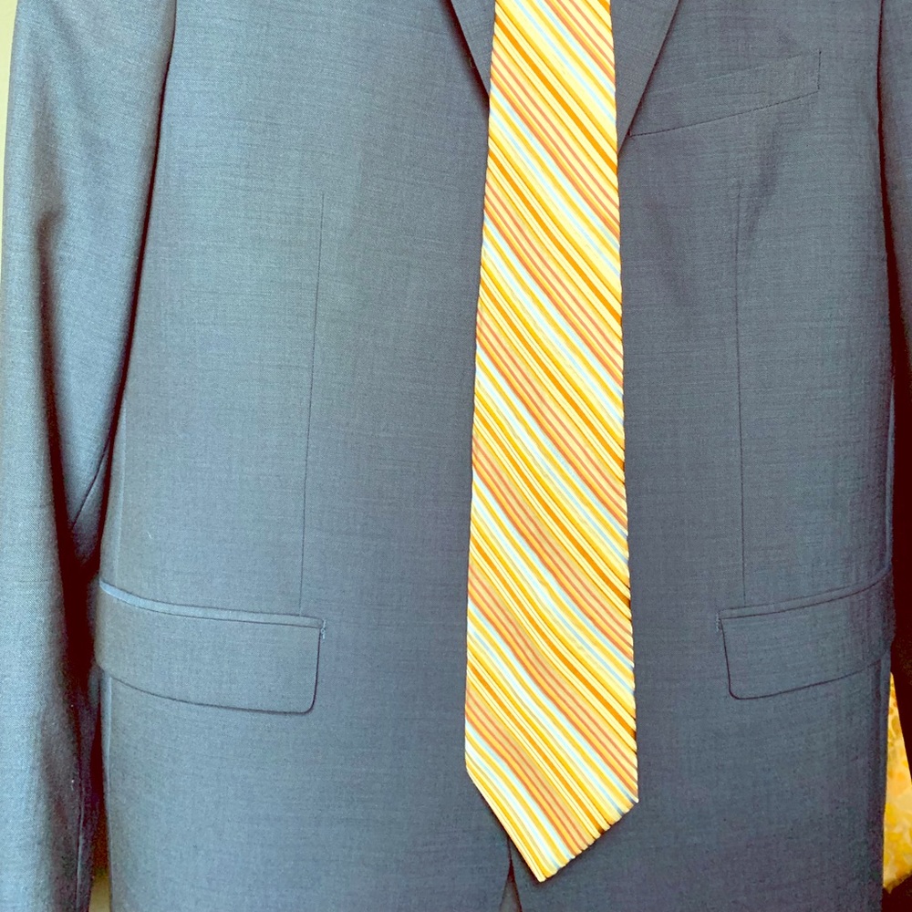 Silk tie
